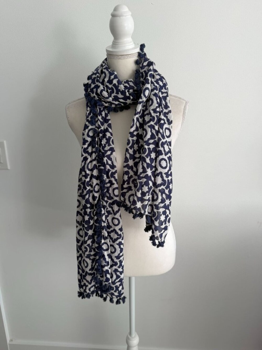 ROBERTA ROLLER RABBIT Navy Blue White Pom Detail Scarf